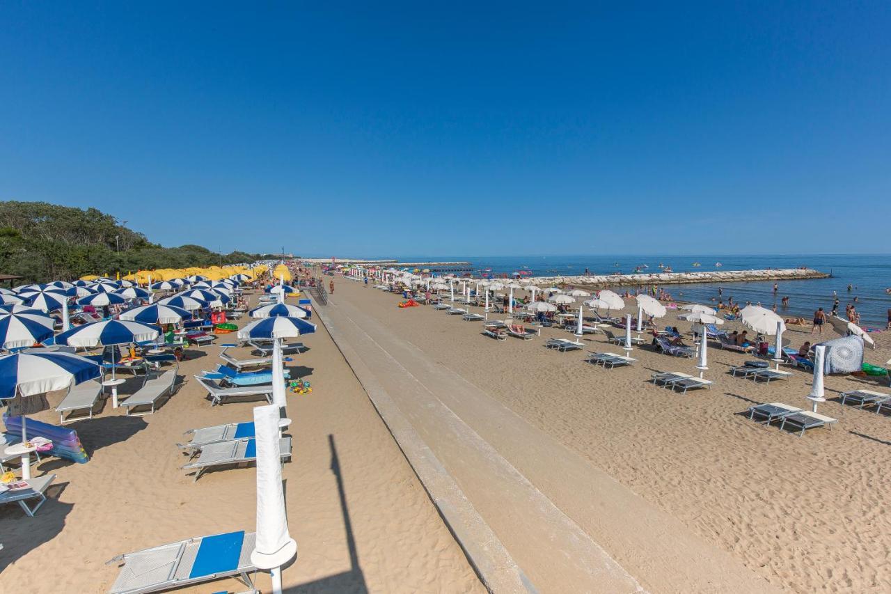 Betulle Lido Altanea Apartment Caorle Exterior photo